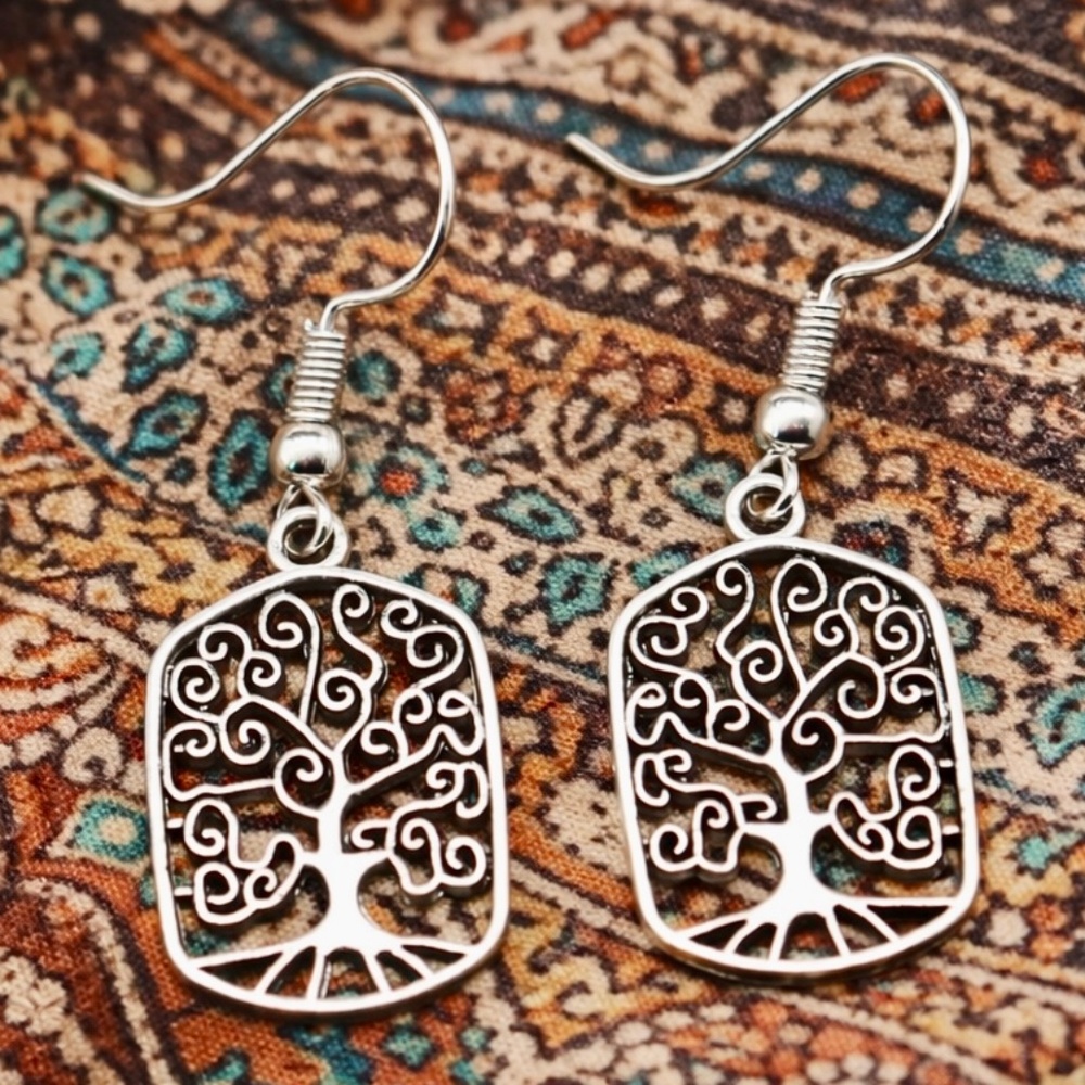 Tree of Life Silver Dangle Earrings – Nature Inspired Celtic Tree
